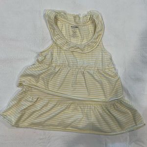 Old Navy cute girls top Size Medium (8)! 💛